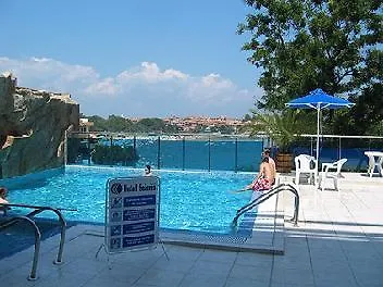 Hotel Selena 4*